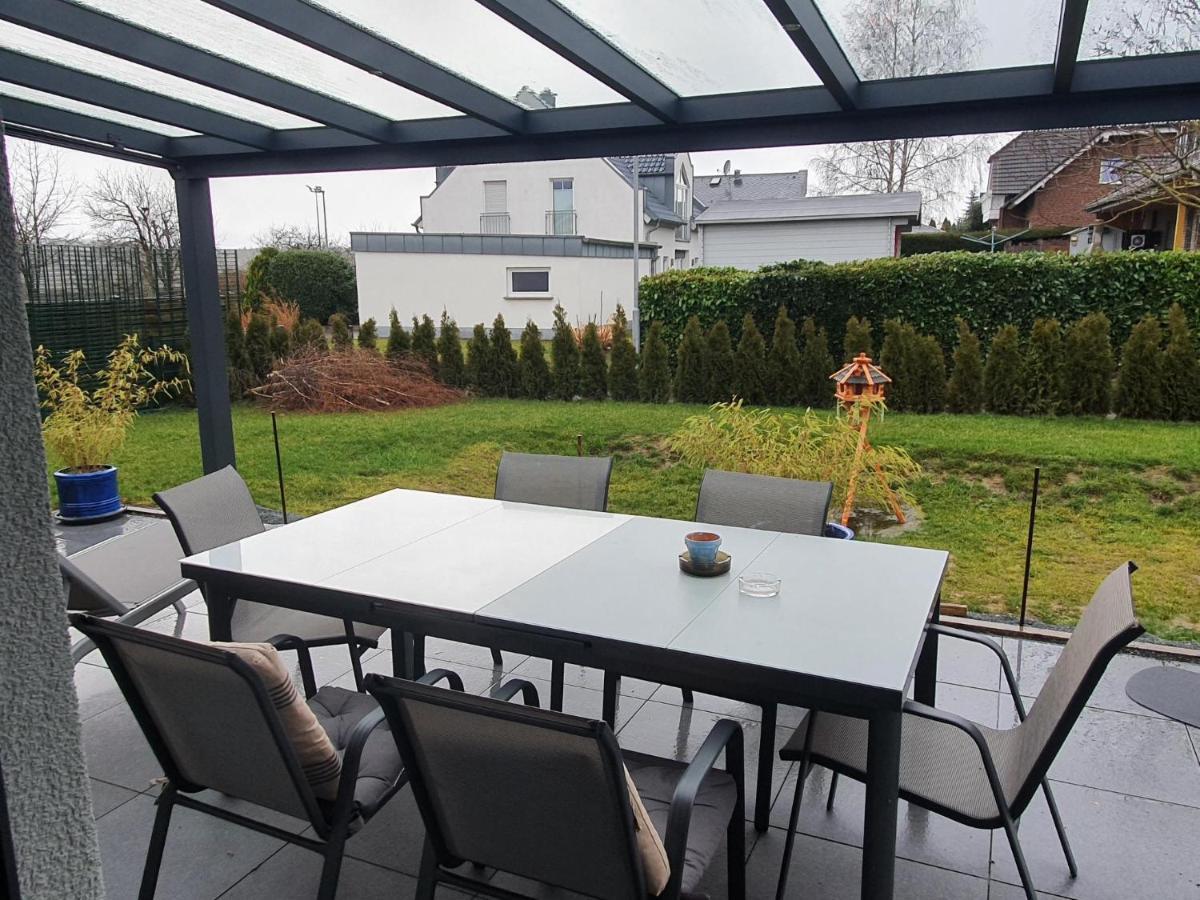 Grosszuegige Unterkunft Mit Terrasse Oberbrechen エクステリア 写真