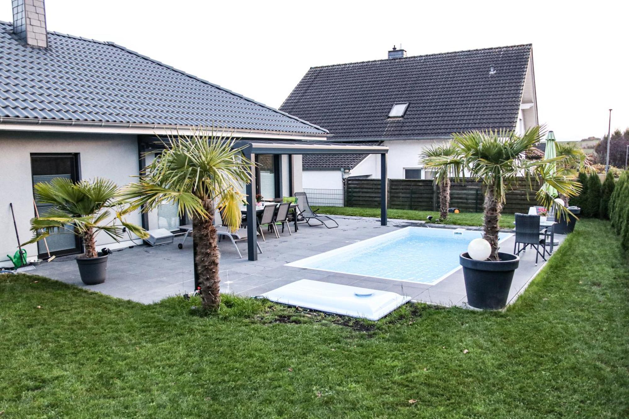 Grosszuegige Unterkunft Mit Terrasse Oberbrechen エクステリア 写真