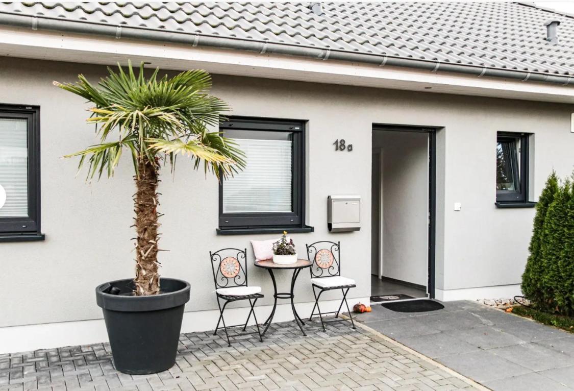 Grosszuegige Unterkunft Mit Terrasse Oberbrechen エクステリア 写真
